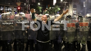 Policija se povukla sa Slavije